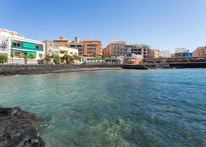 Апартаменты Home2book Charming *