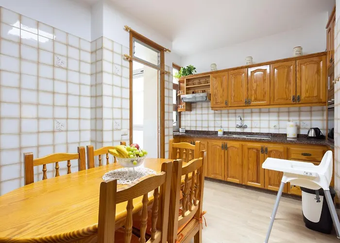 Home2book Charming 圭马尔港